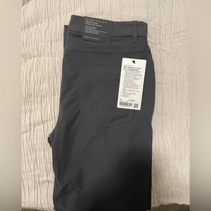 Lululemon ABC Classic-Fit Pant Warpstreme